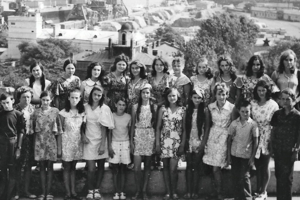 Сборный десант средней школы №2 в Одессе в 1975 году